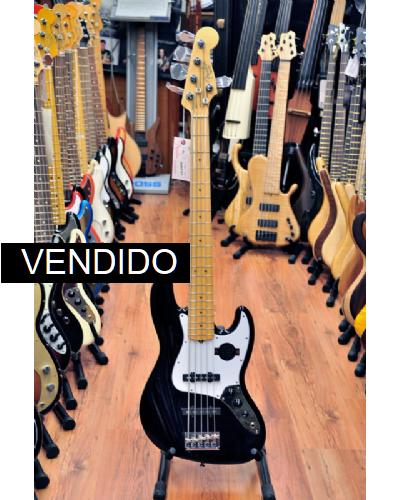 Fender Am Std V BLK MN